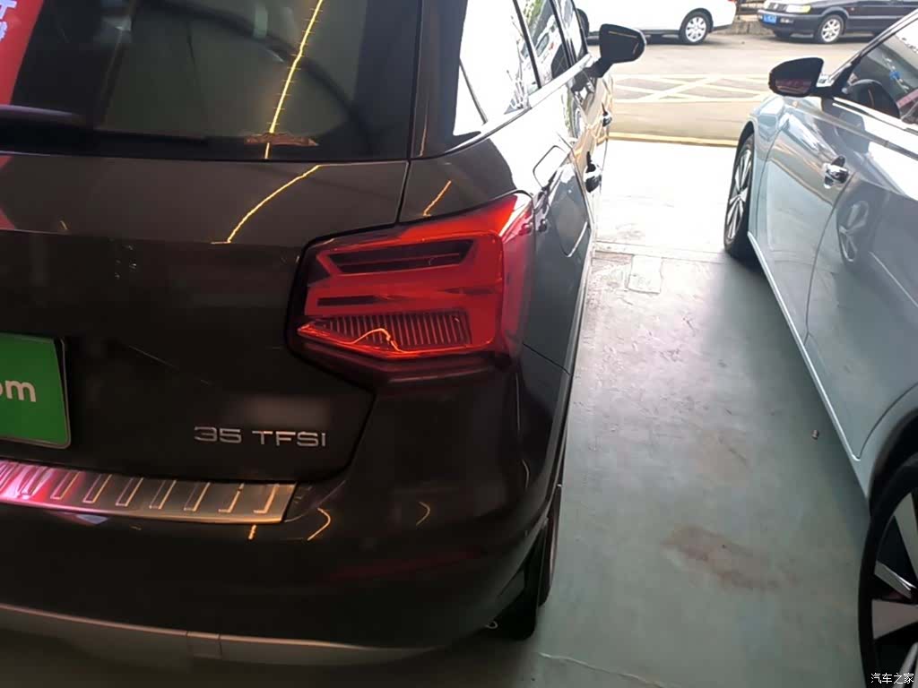 Audi Q2L, 2021 8