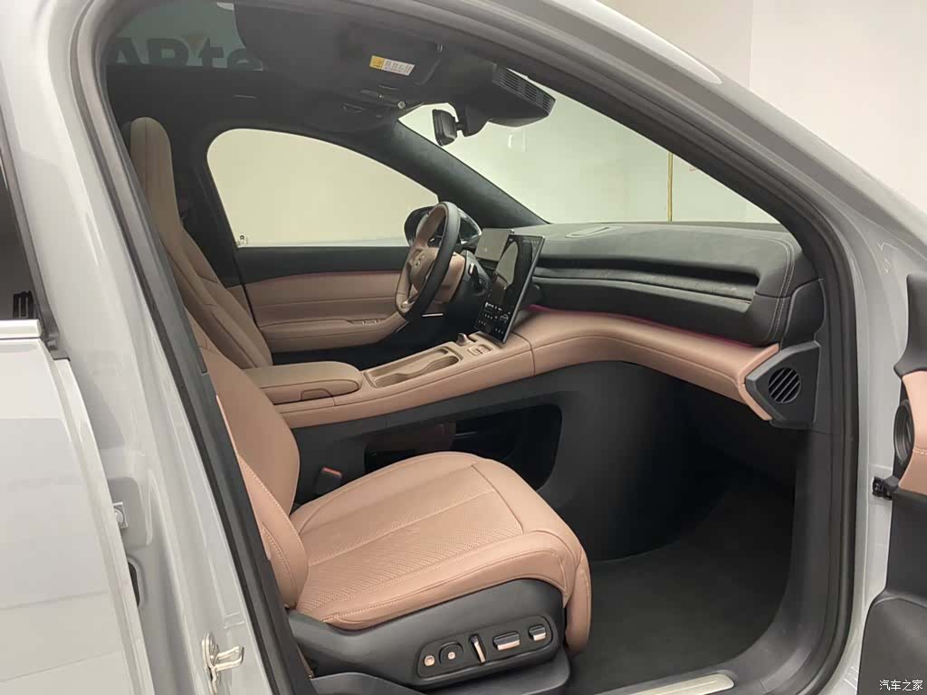 NIO EC6, 2024 18