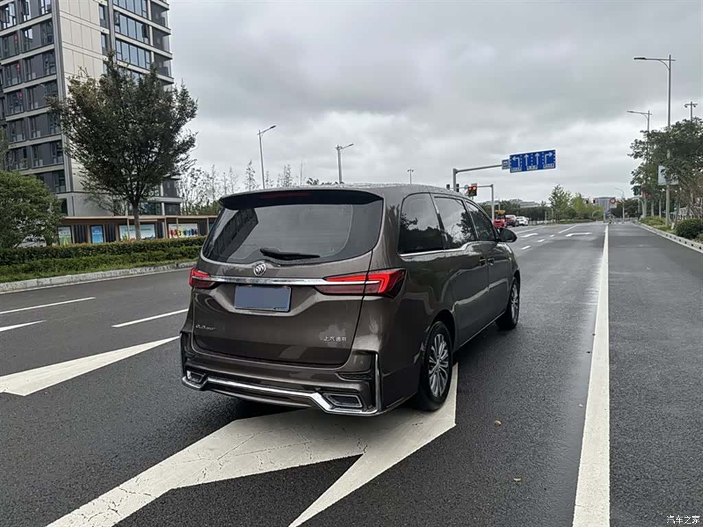 Buick GL8, 2022 11