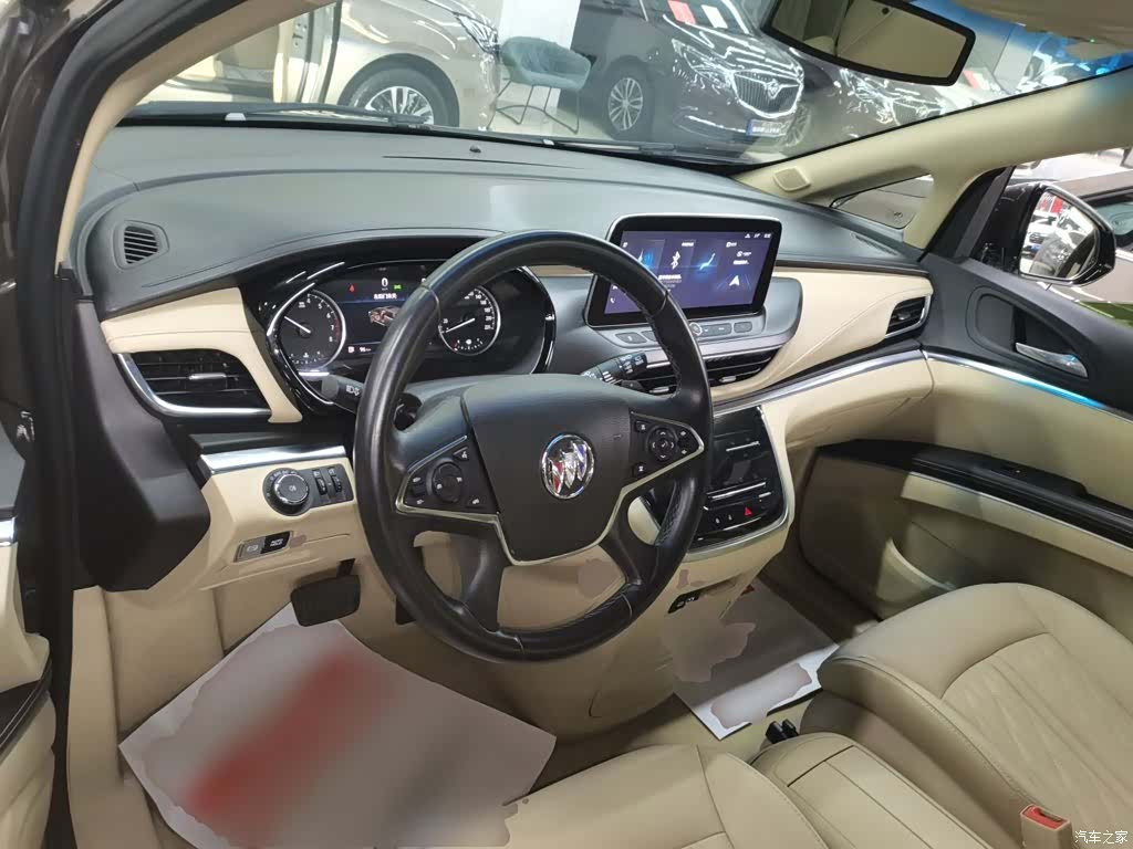 Buick GL8, 2023 10