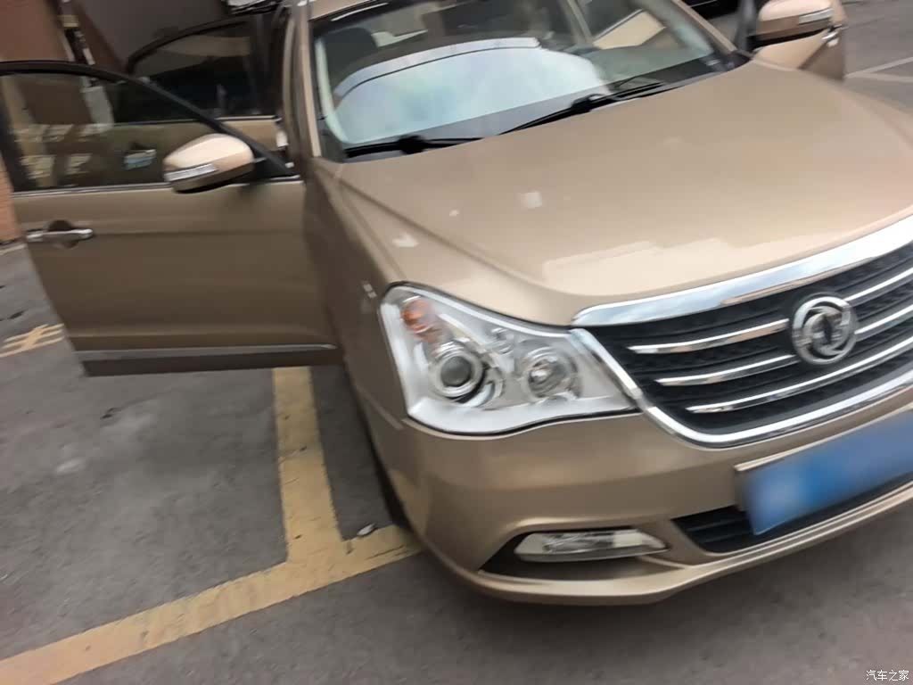 DongFeng A60, 2015 4