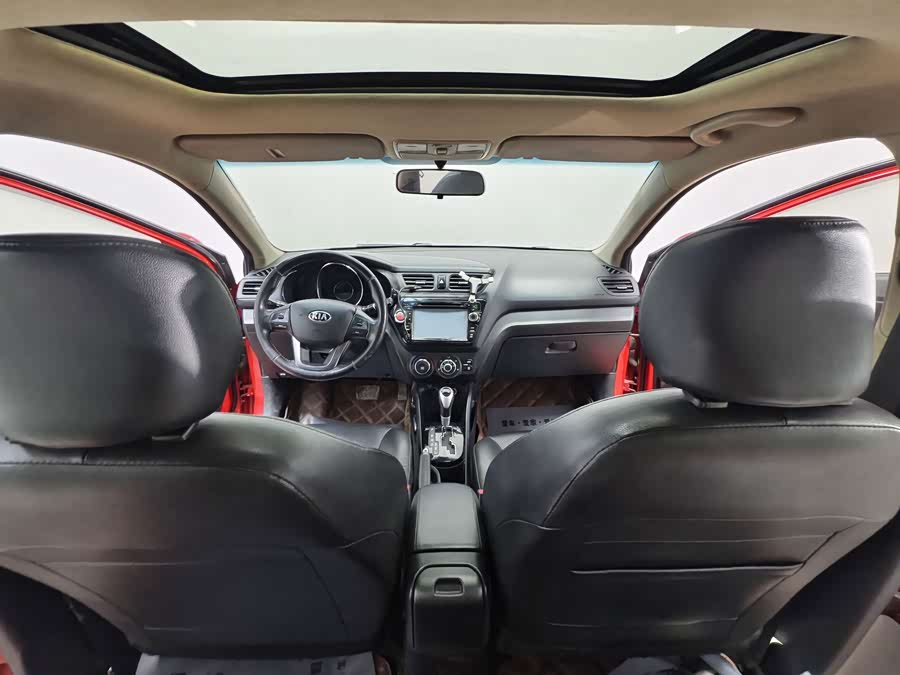 Kia K2 2012, фото 10