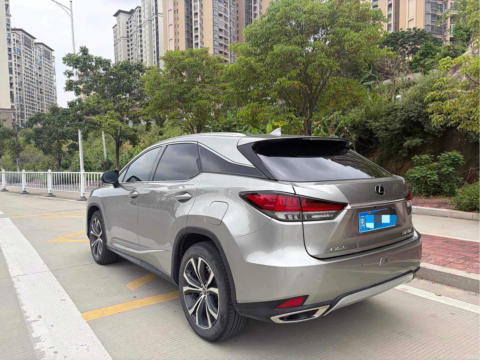 Lexus RX, 2022 12