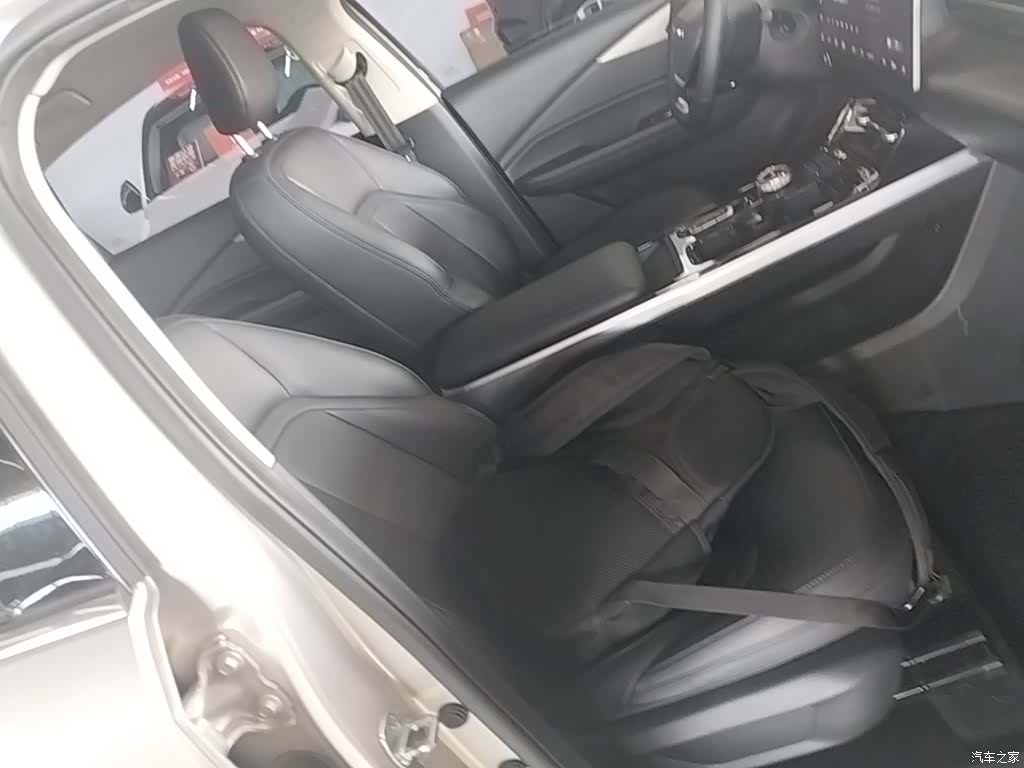 Wuling Starlight, 2024 25