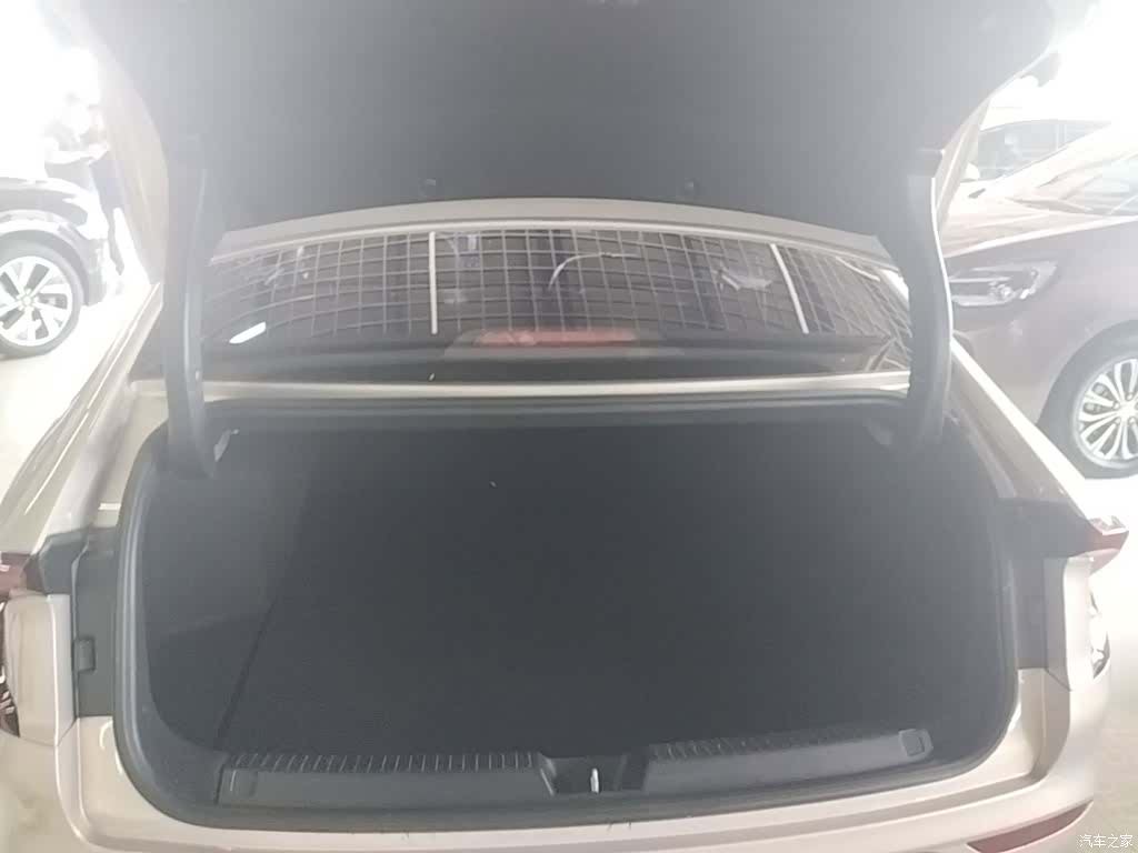Wuling Starlight, 2024 19