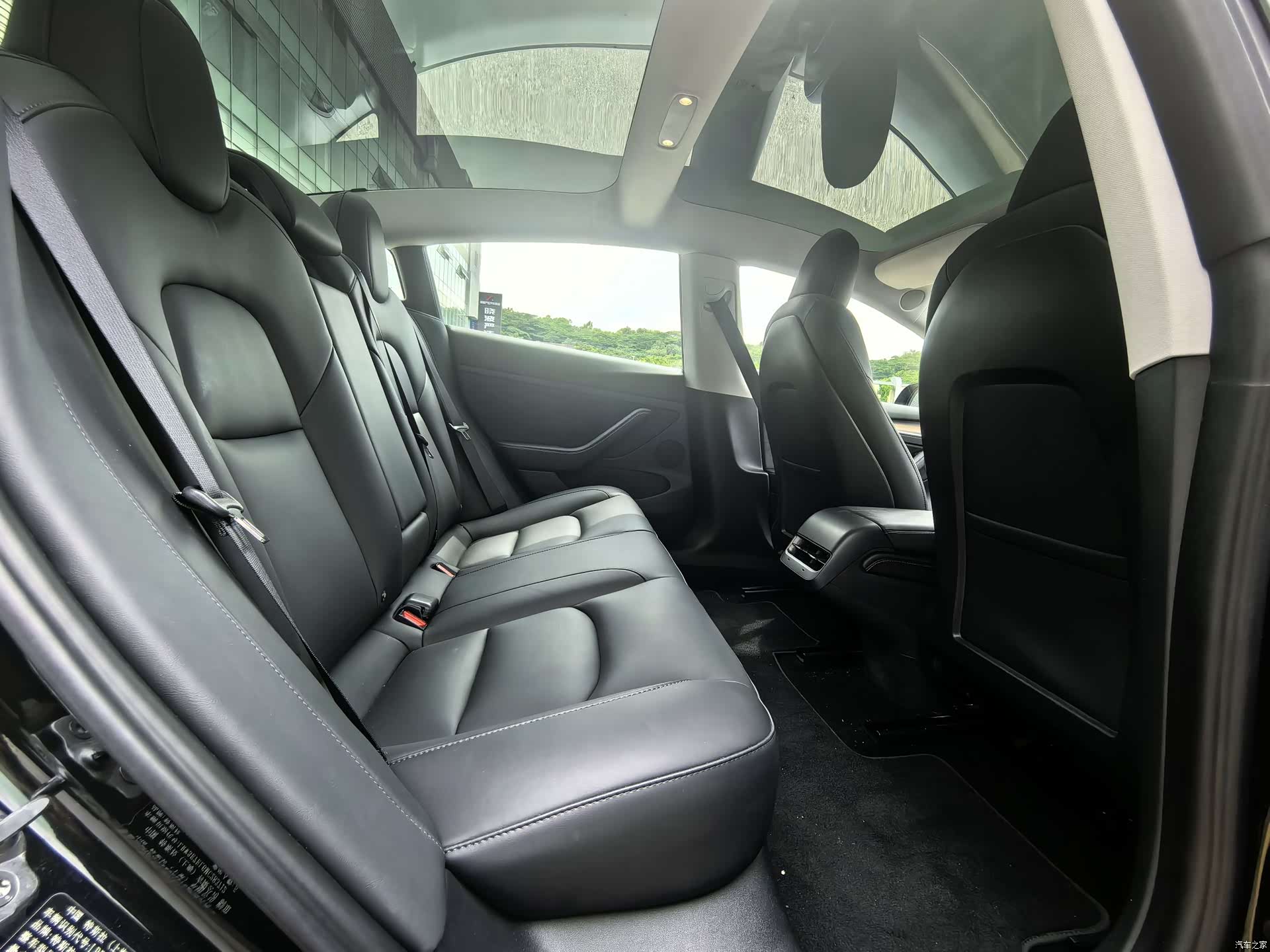 Tesla Model 3, 2021 10