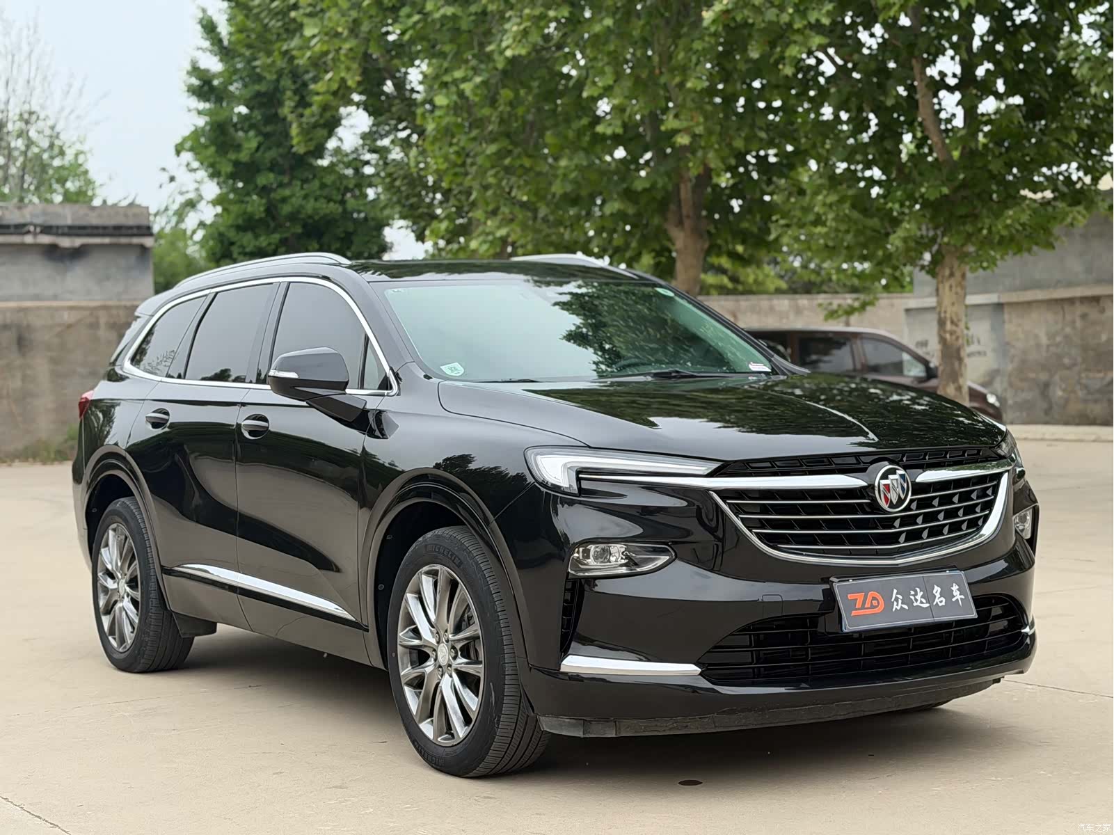 Buick Enclave, 2021 3