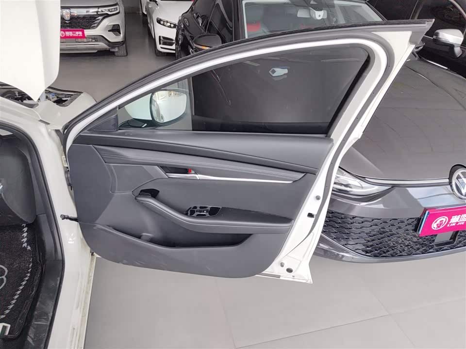 Mazda 3 Angkesaila Mazda 3 Angkesaila