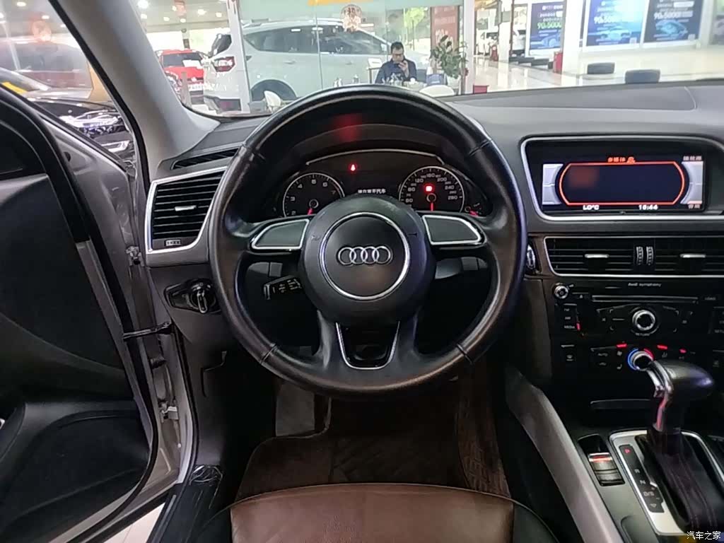 Audi Q5, 2016 11