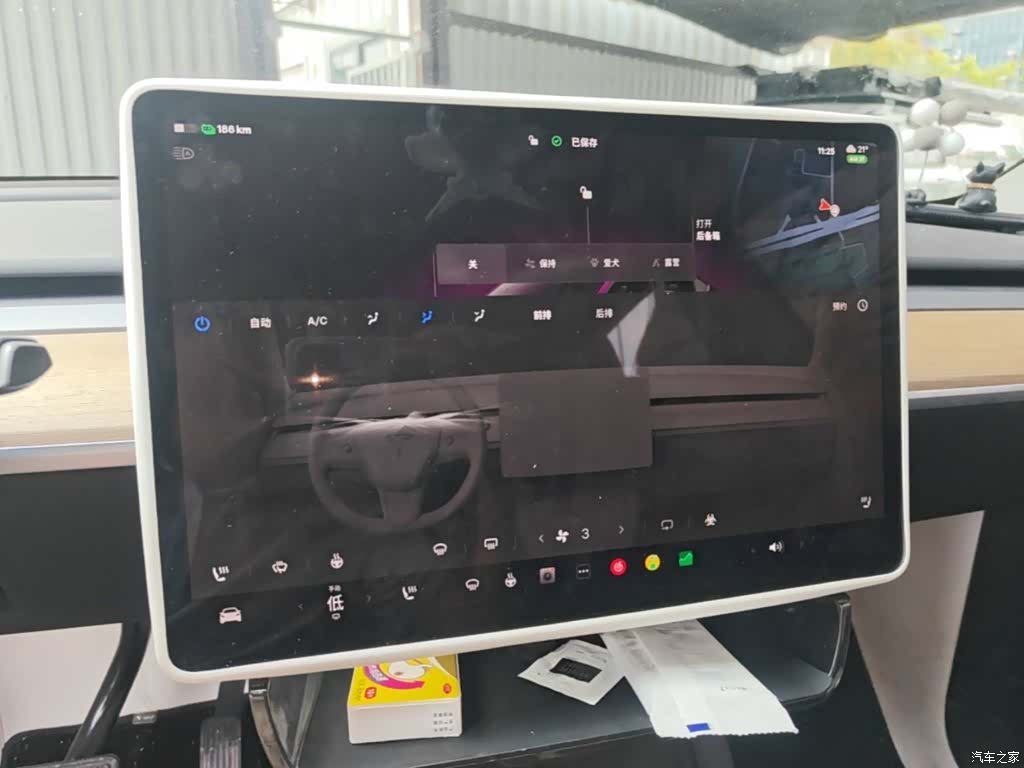 Tesla Model Y, 2022 13