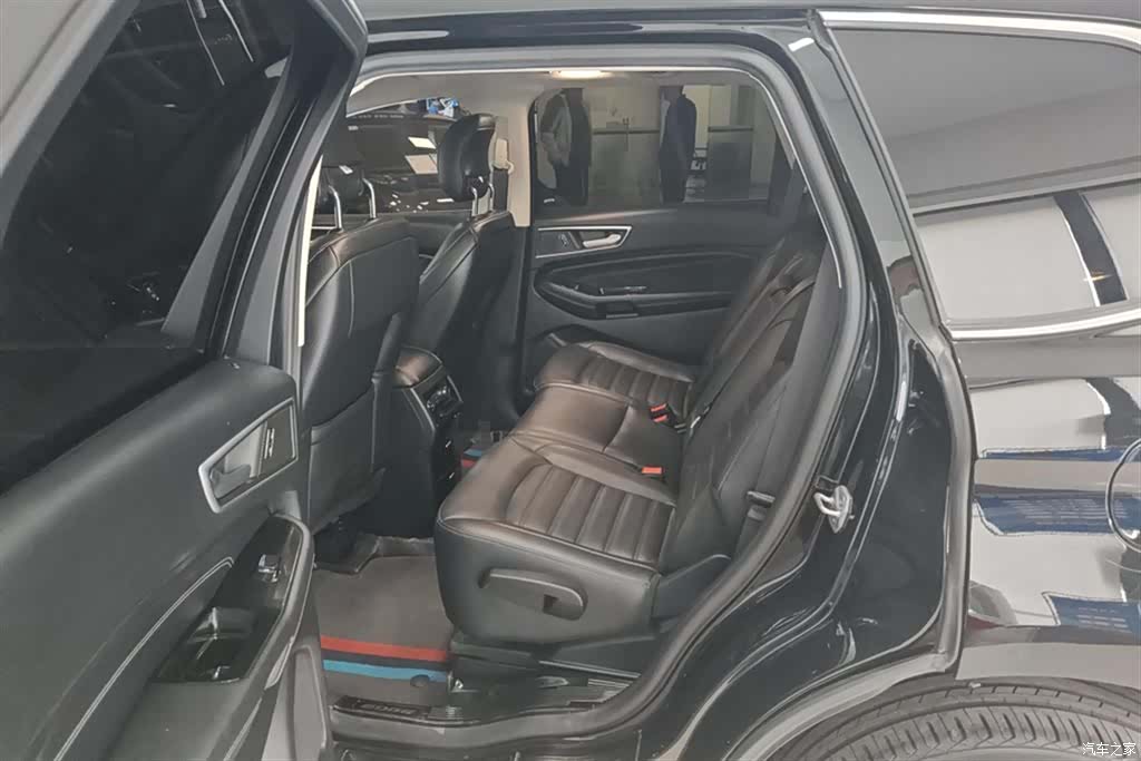Ford Edge, 2019 11