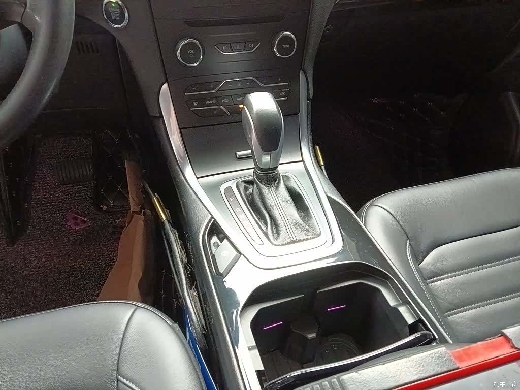 Ford Edge, 2017 10