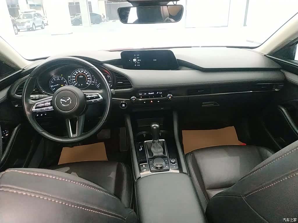 Mazda Mazda3, 2021 10