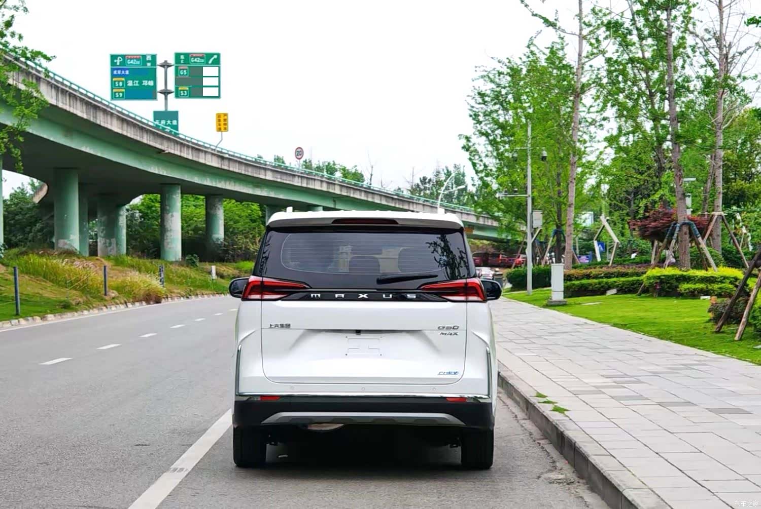 Maxus G50, 2025 9