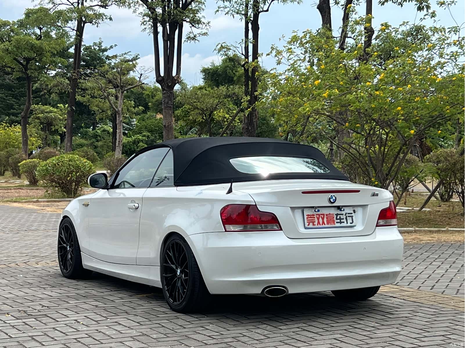 BMW 1 Series, 2011 все фото