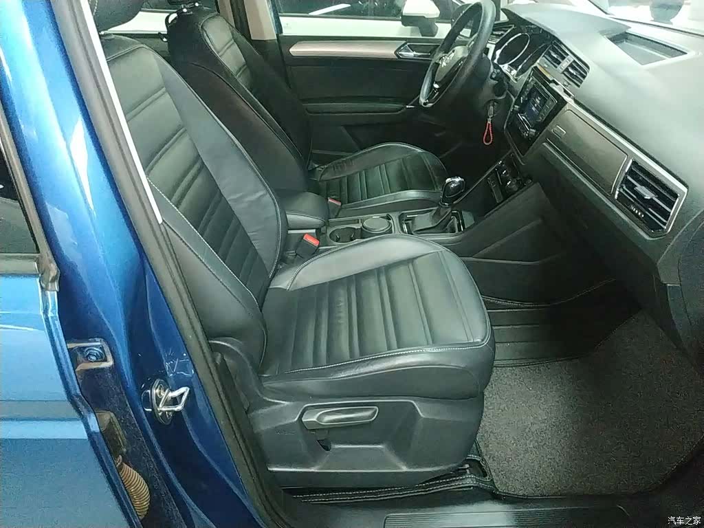 Volkswagen L, 2016 25