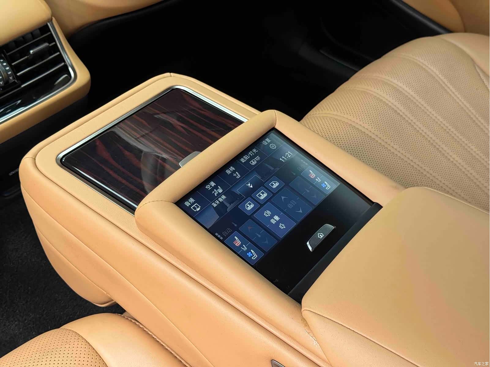 Lexus LS, 2021 все фото