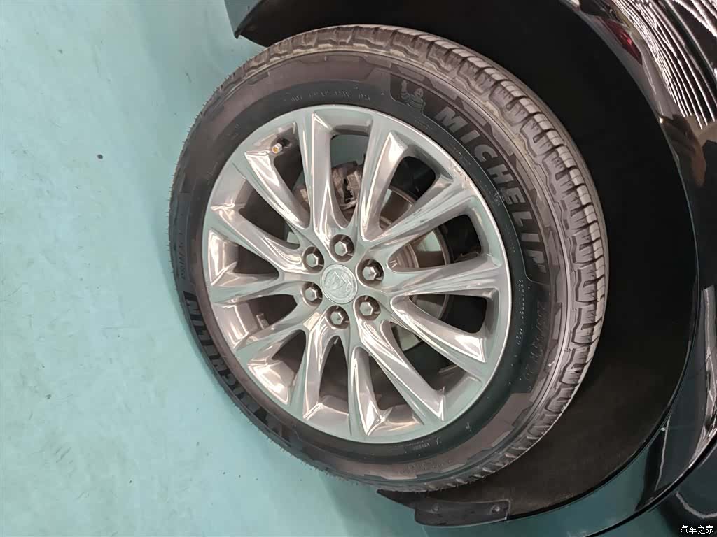 Buick Enclave, 2021 26