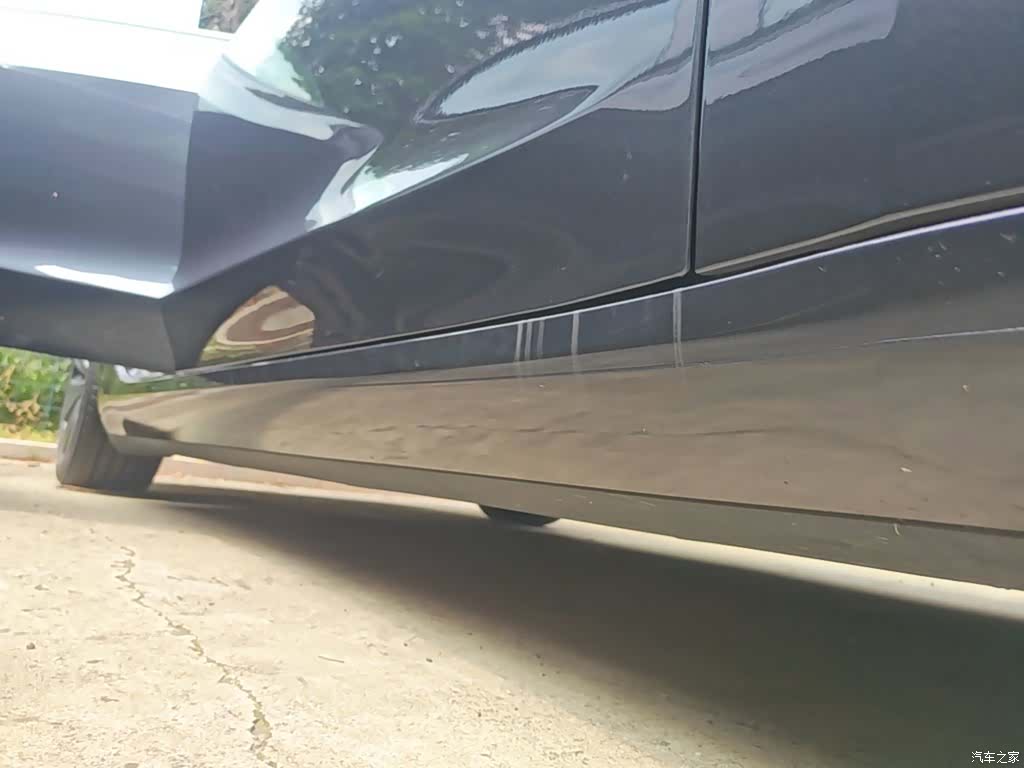 Tesla Model 3, 2025 19