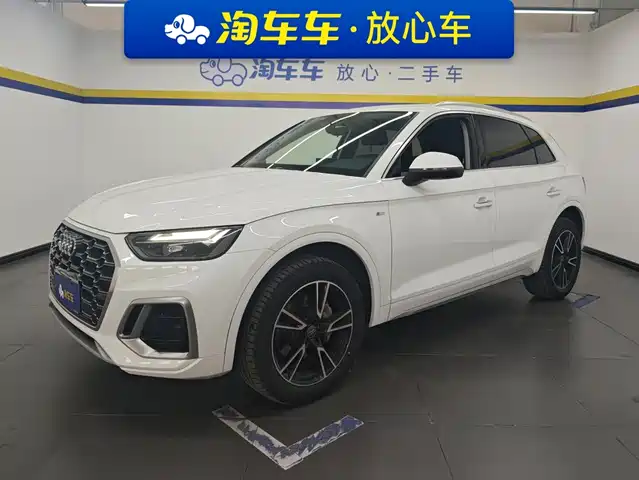 Audi Q5L 2021 — купить из Китая под заказ