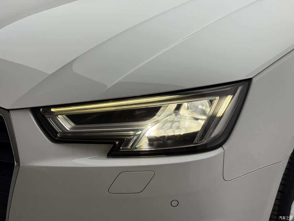 Audi A4L, 2017 10