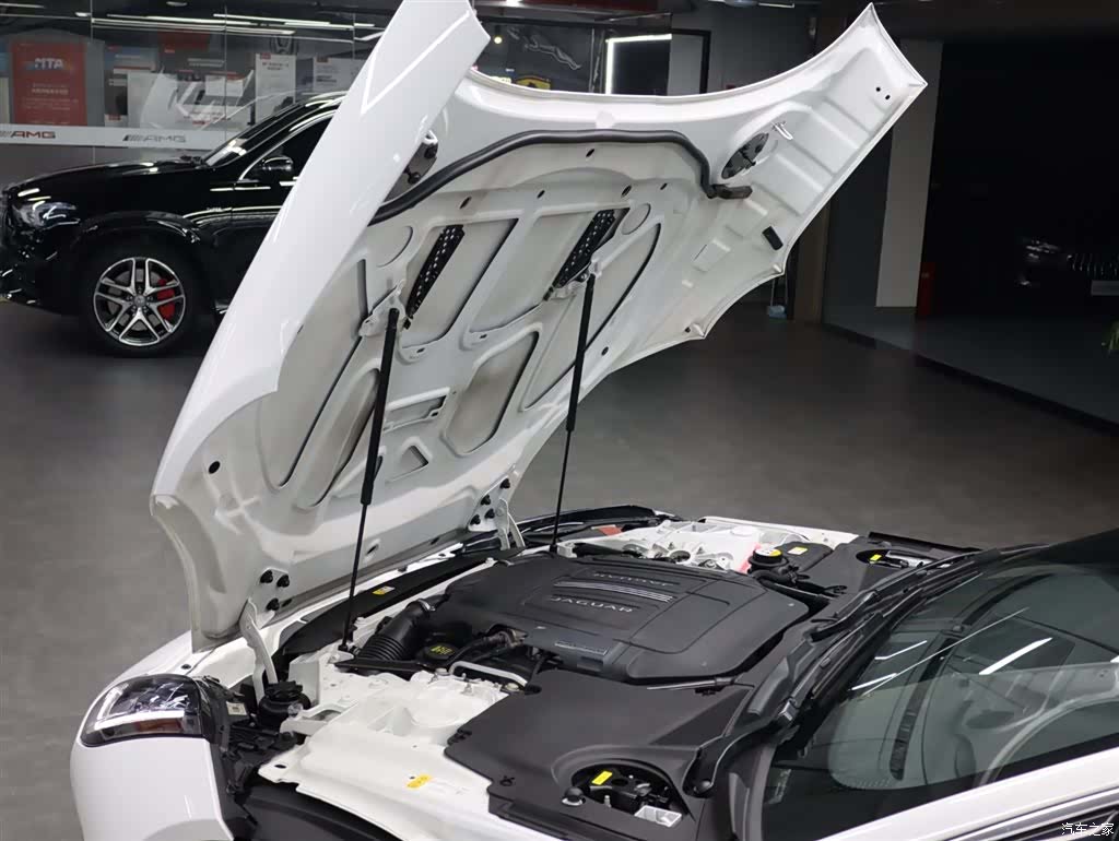 Jaguar F-TYPE, 2015 26