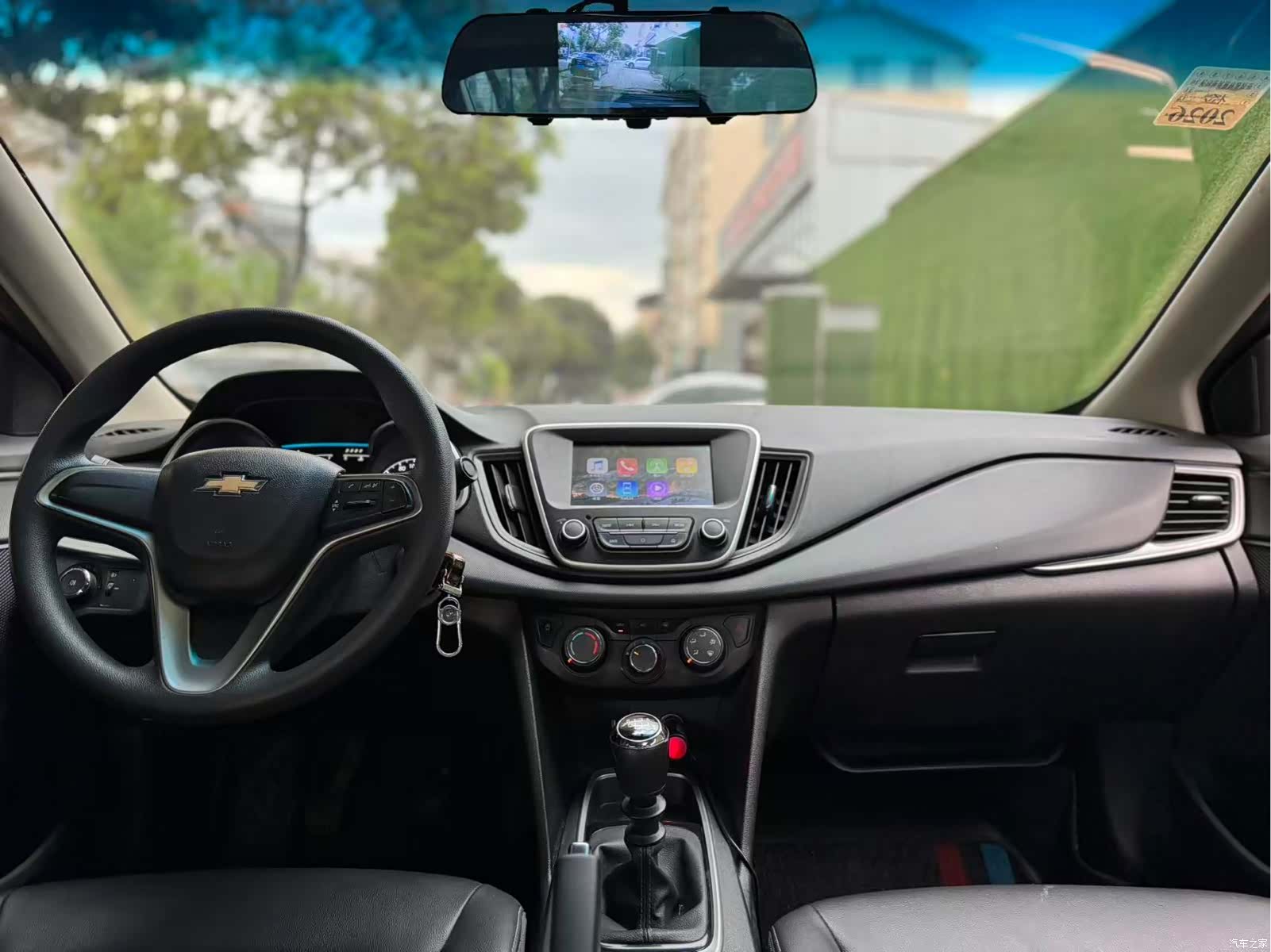 Chevrolet 320, 2018 7