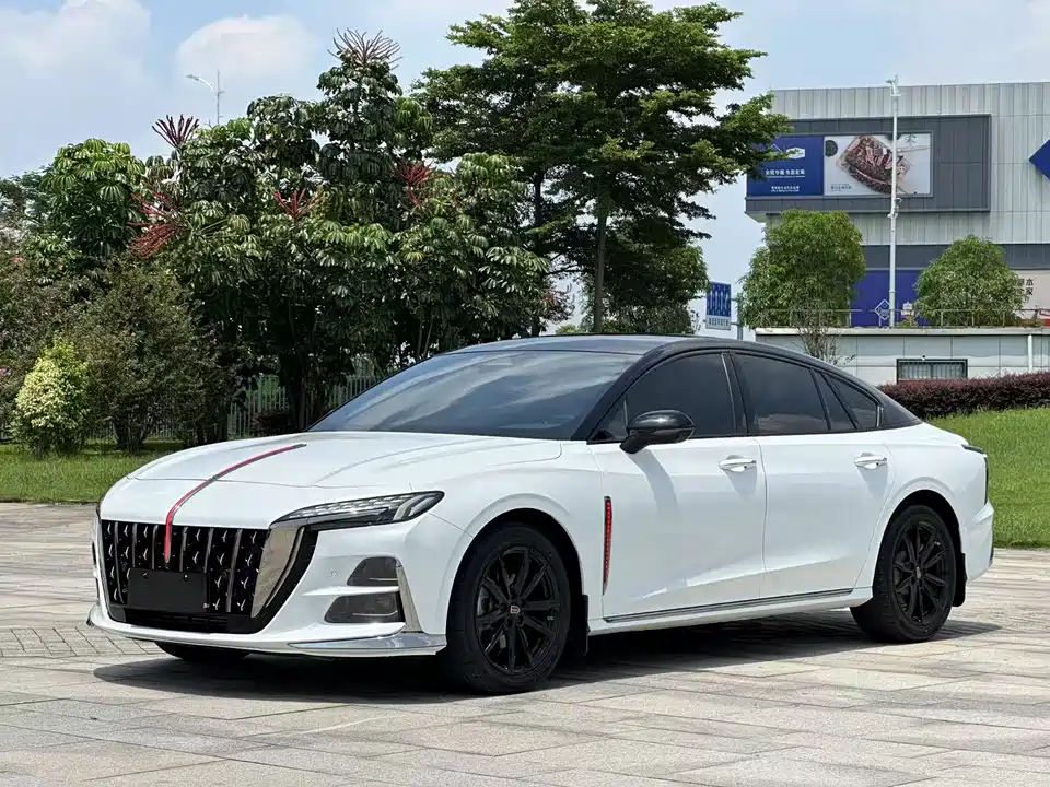 Hongqi H6