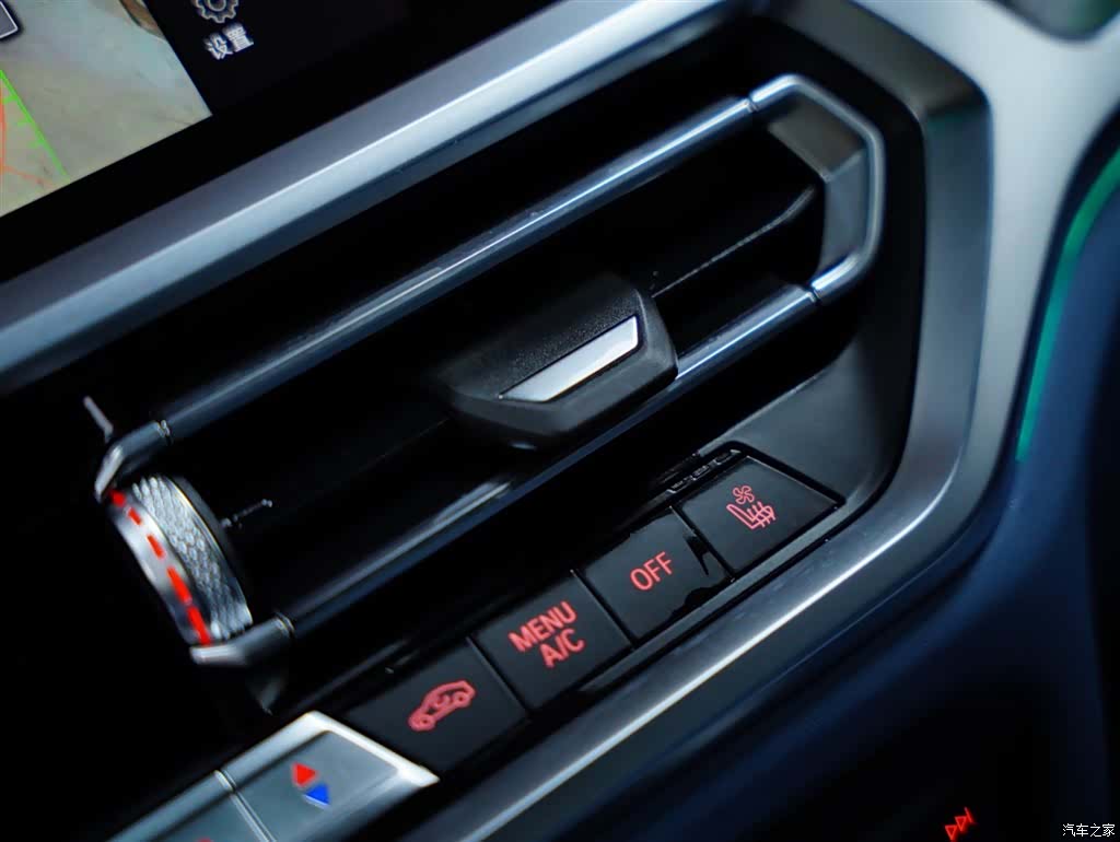 BMW M3, 2022 14