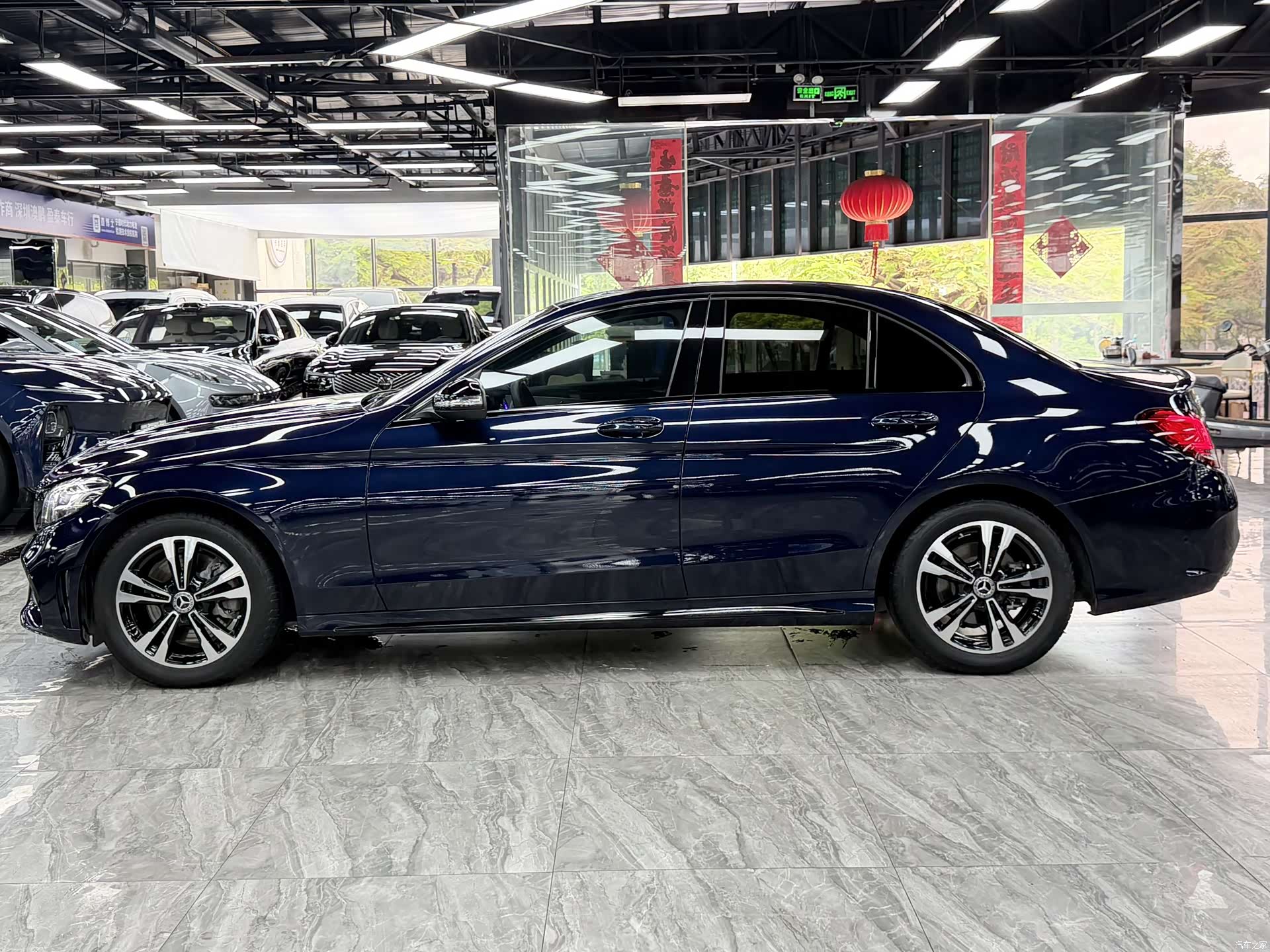 Mercedes-Benz C-Class, 2019 4