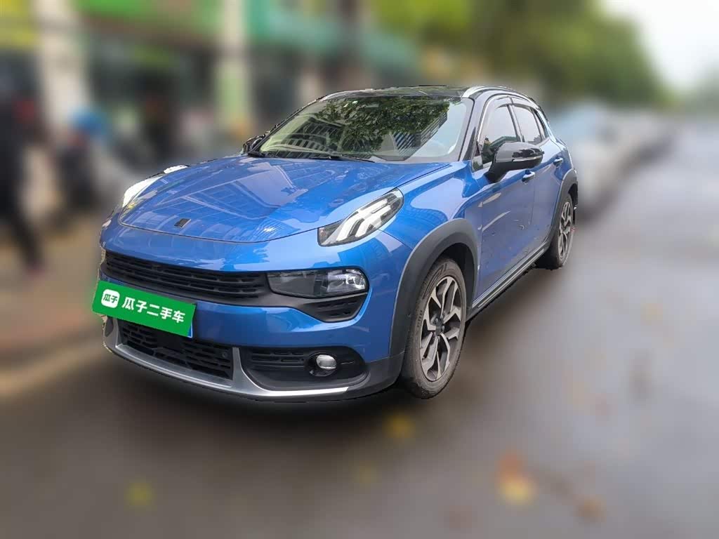 Lynk & Co 02