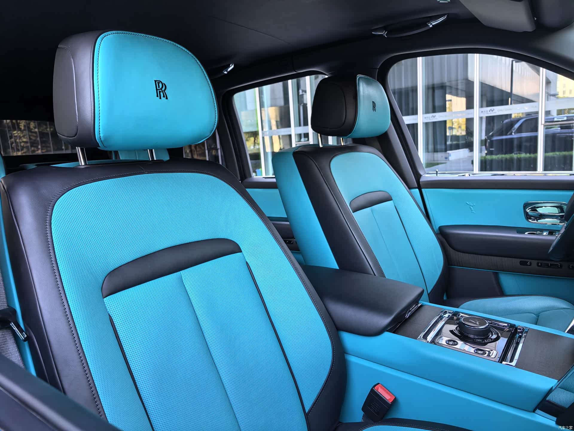 Rolls-Royce Cullinan, 2022 51