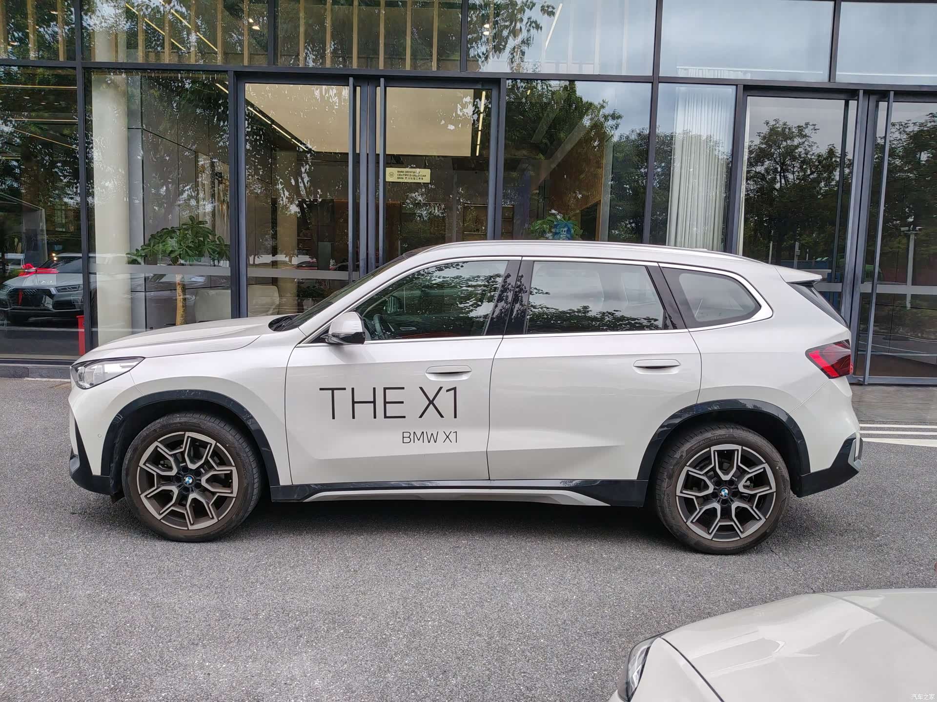 BMW X1, 2024 все фото