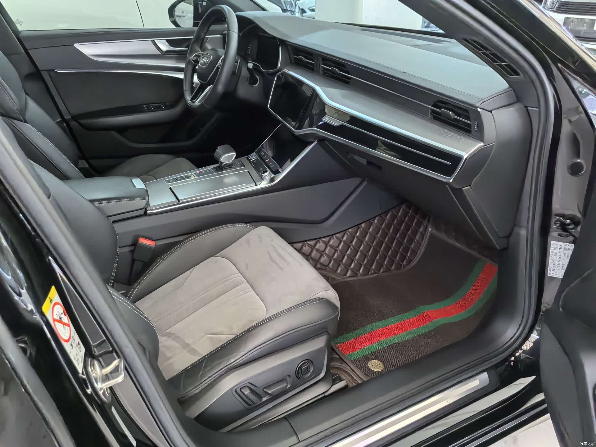 Audi A6L, 2019 12