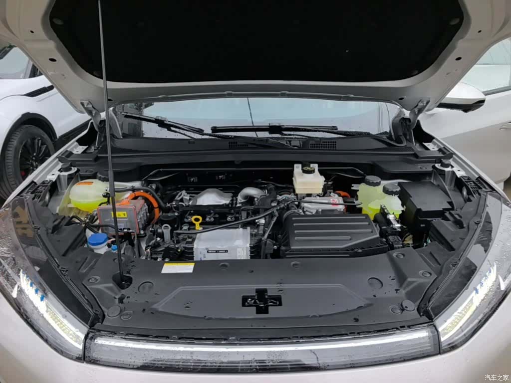DongFeng L7, 2026 20