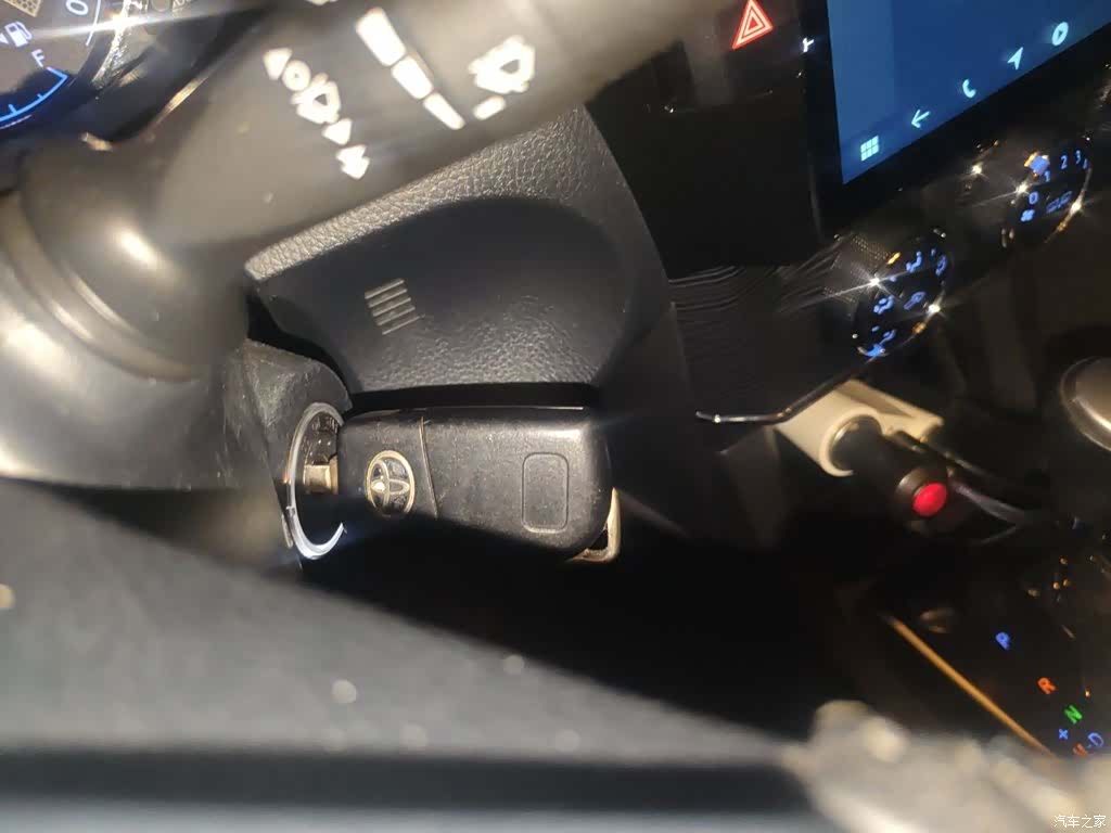 Toyota Corolla, 2015 12