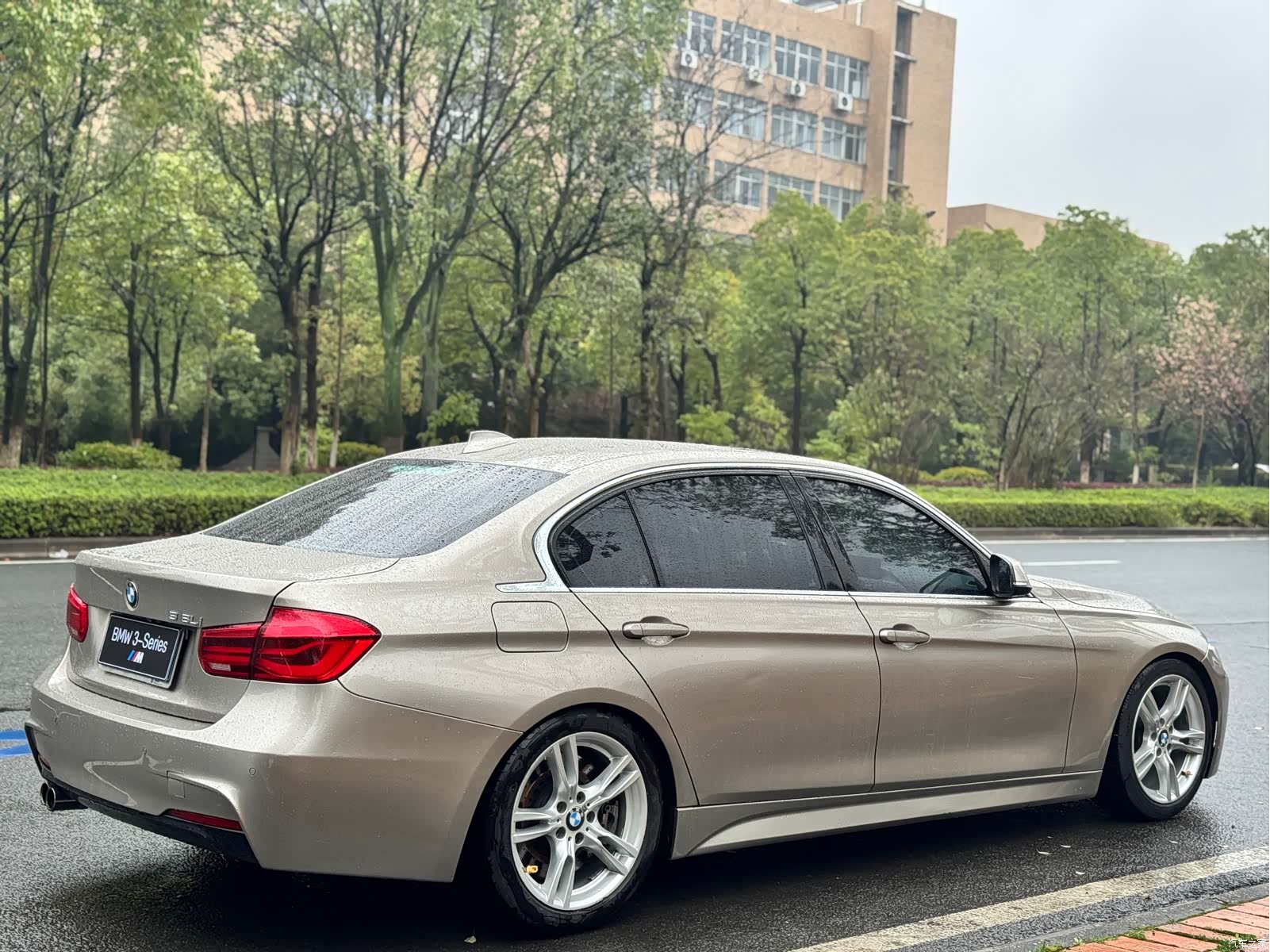 BMW 3 Series, 2015 7