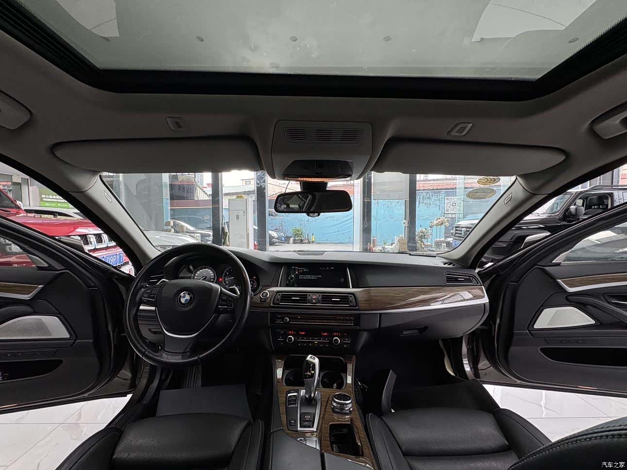 BMW 5 Series, 2015 30