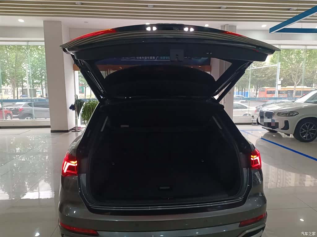 Audi Q3, 2021 19