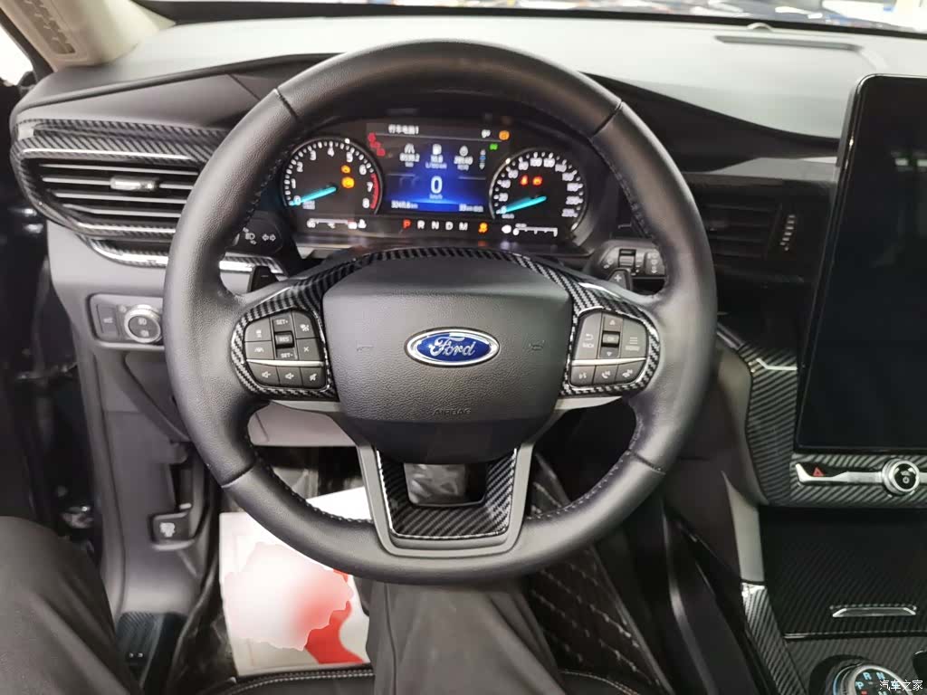 Ford Explorer, 2021 7