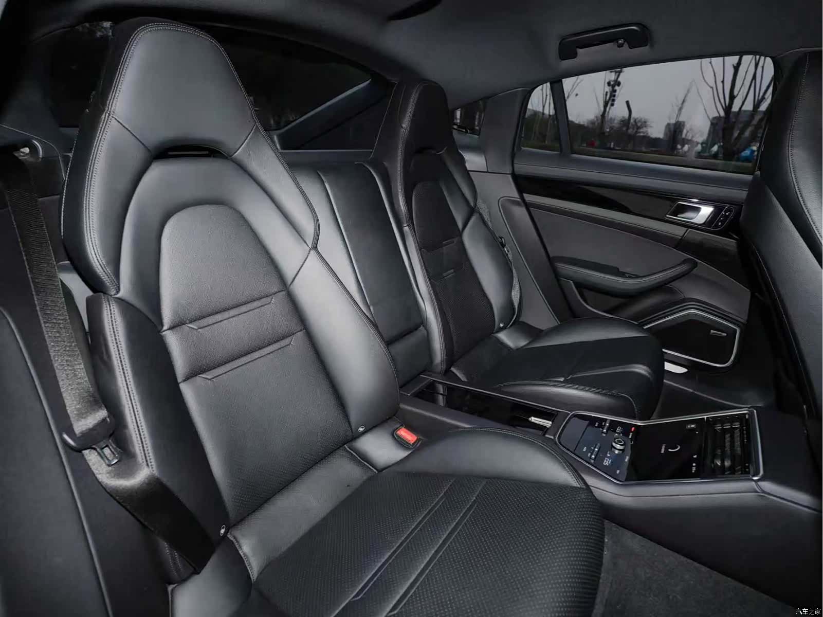 Porsche Panamera, 2018 14