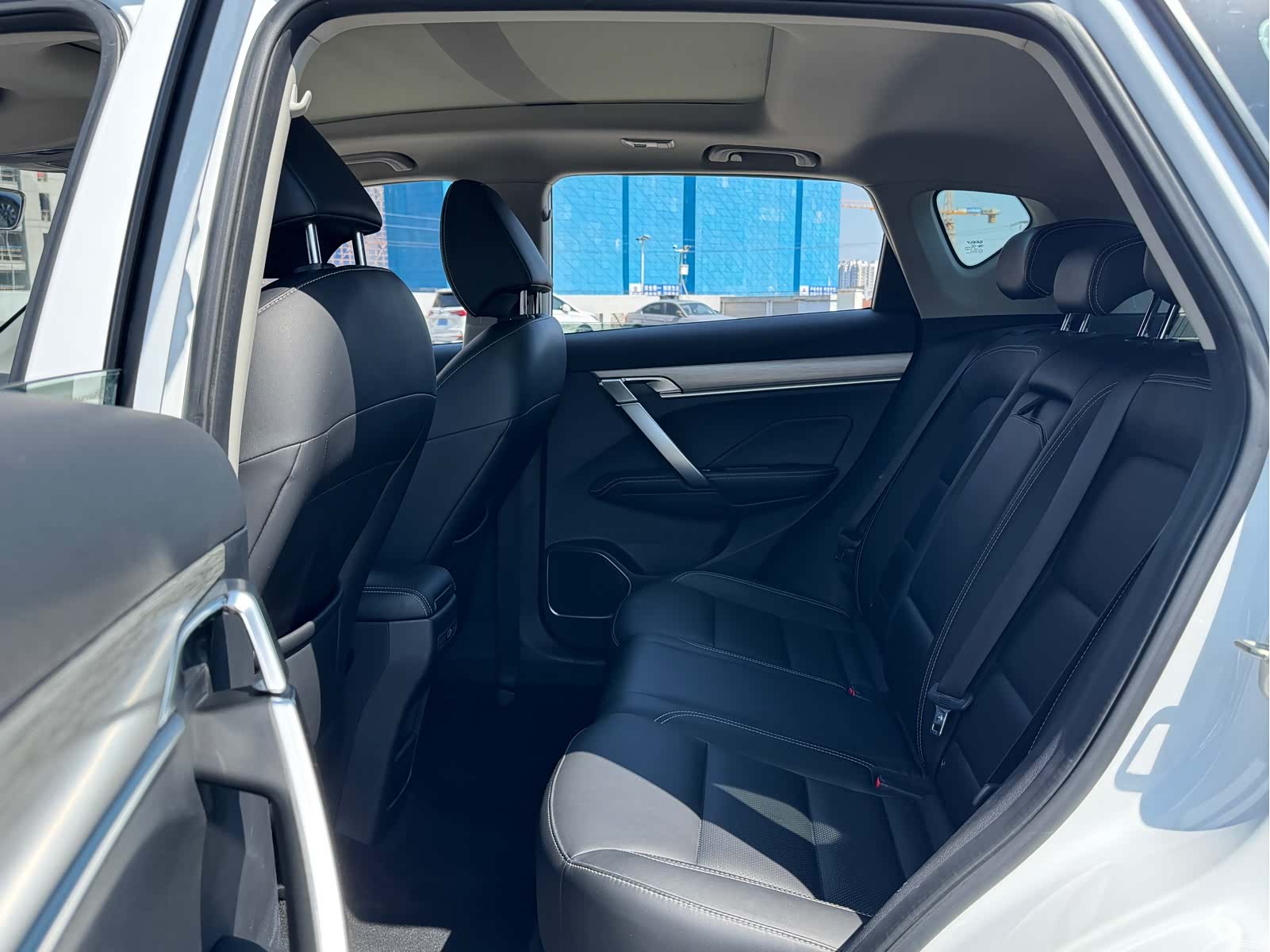 Geely Coolray, 2020 10