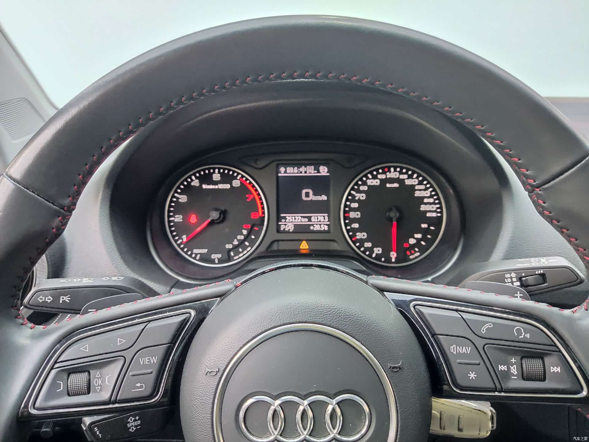 Audi Q2L, 2021 17