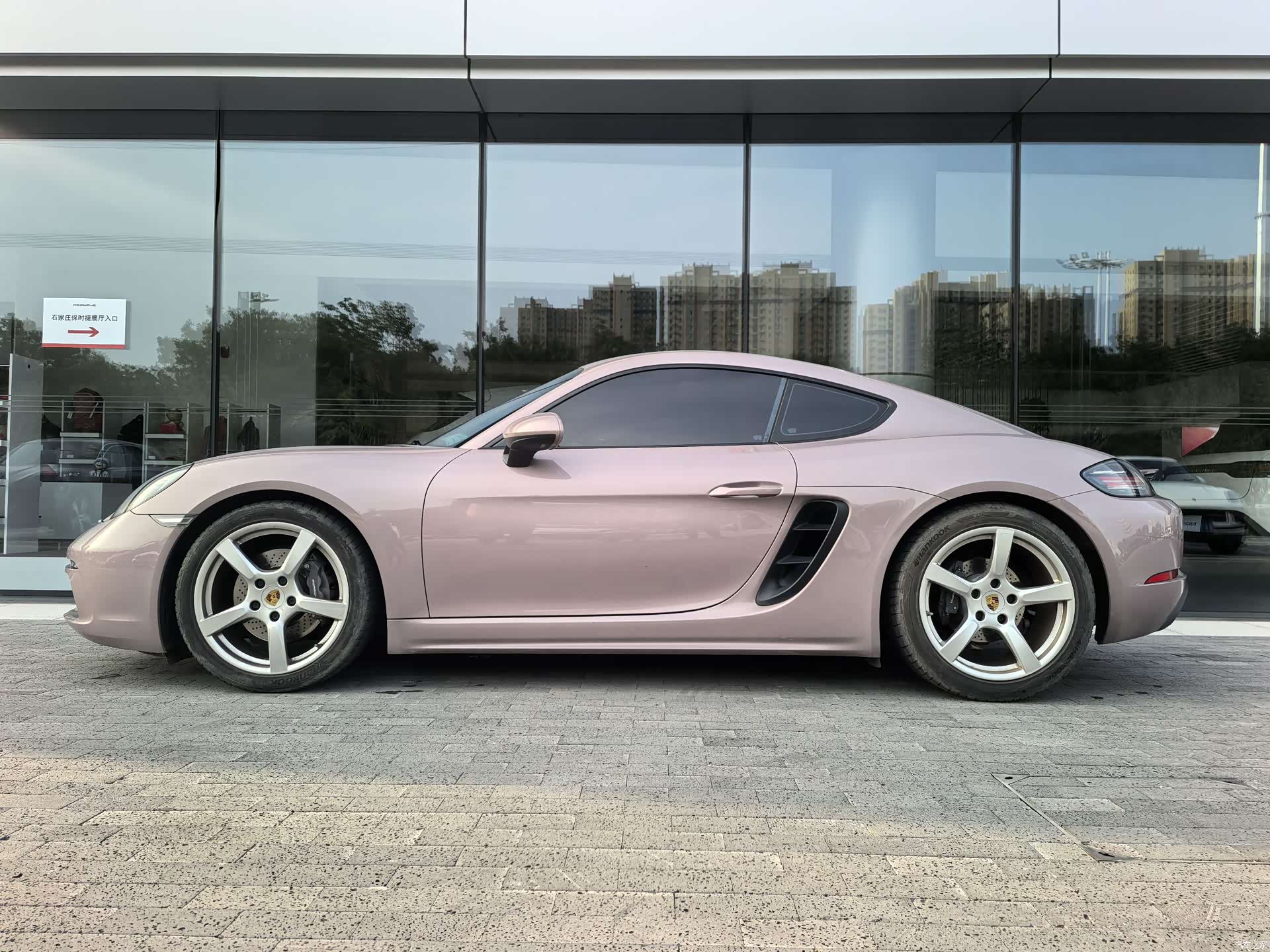 Porsche Cayman, 2023 13