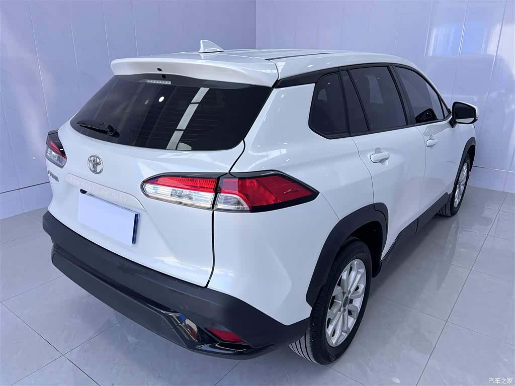Toyota Frontlander, 2023 все фото