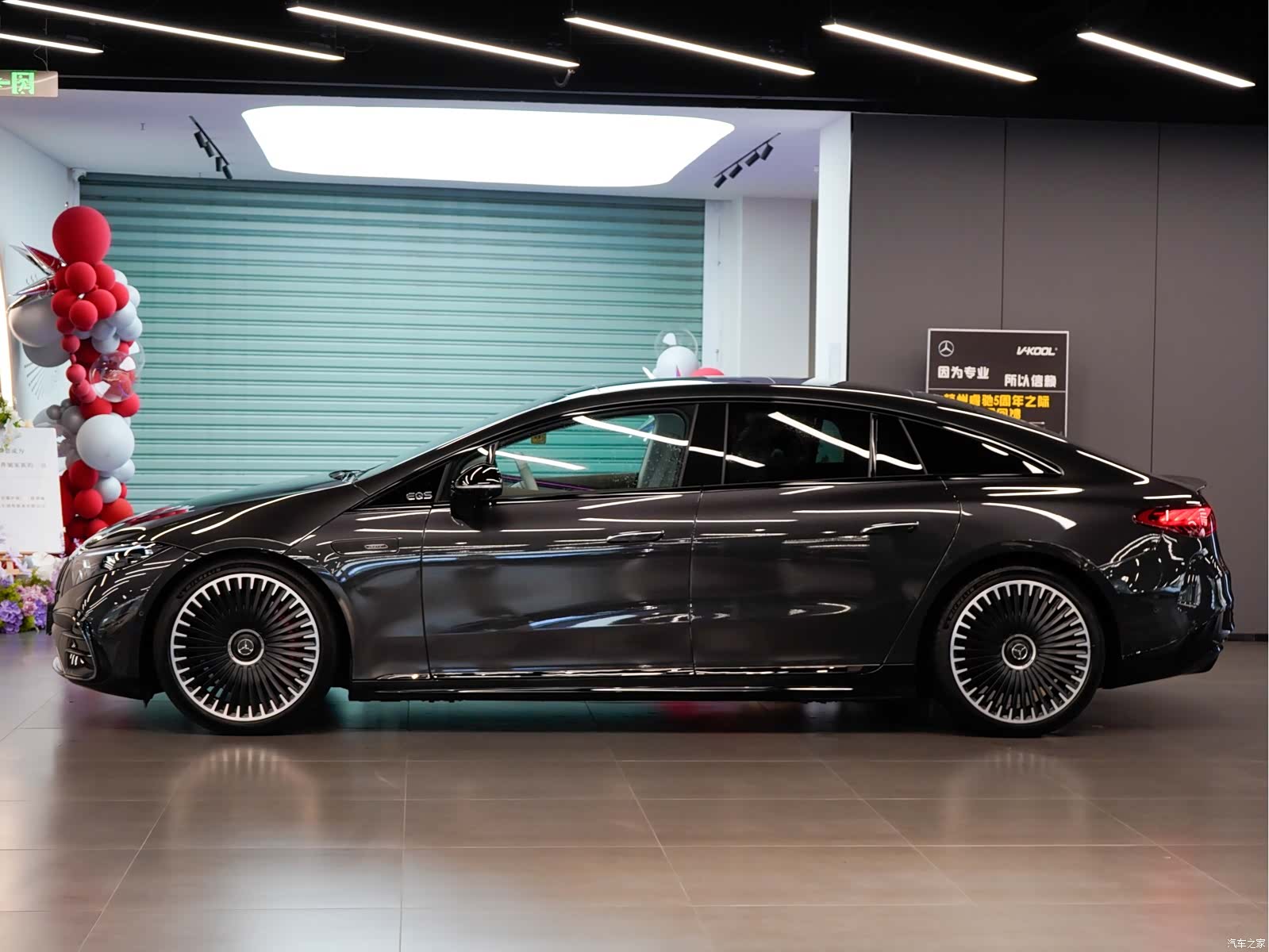 Mercedes-Benz EQS, 2025 3