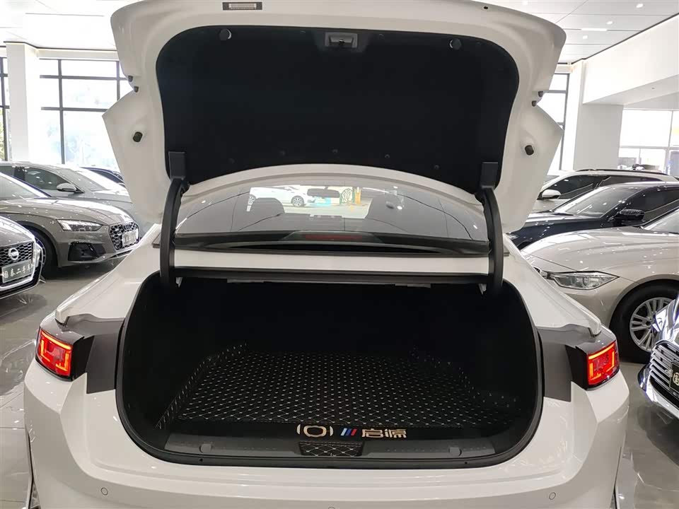 Changan A05