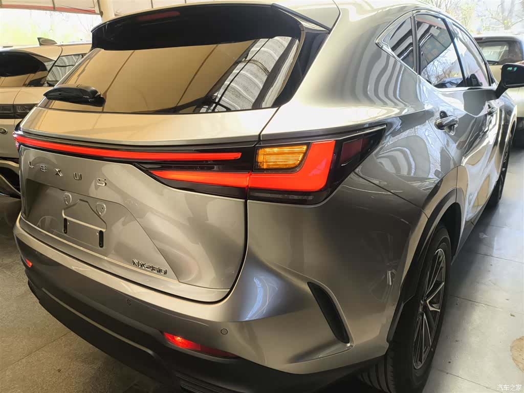 Lexus NX, 2023 7