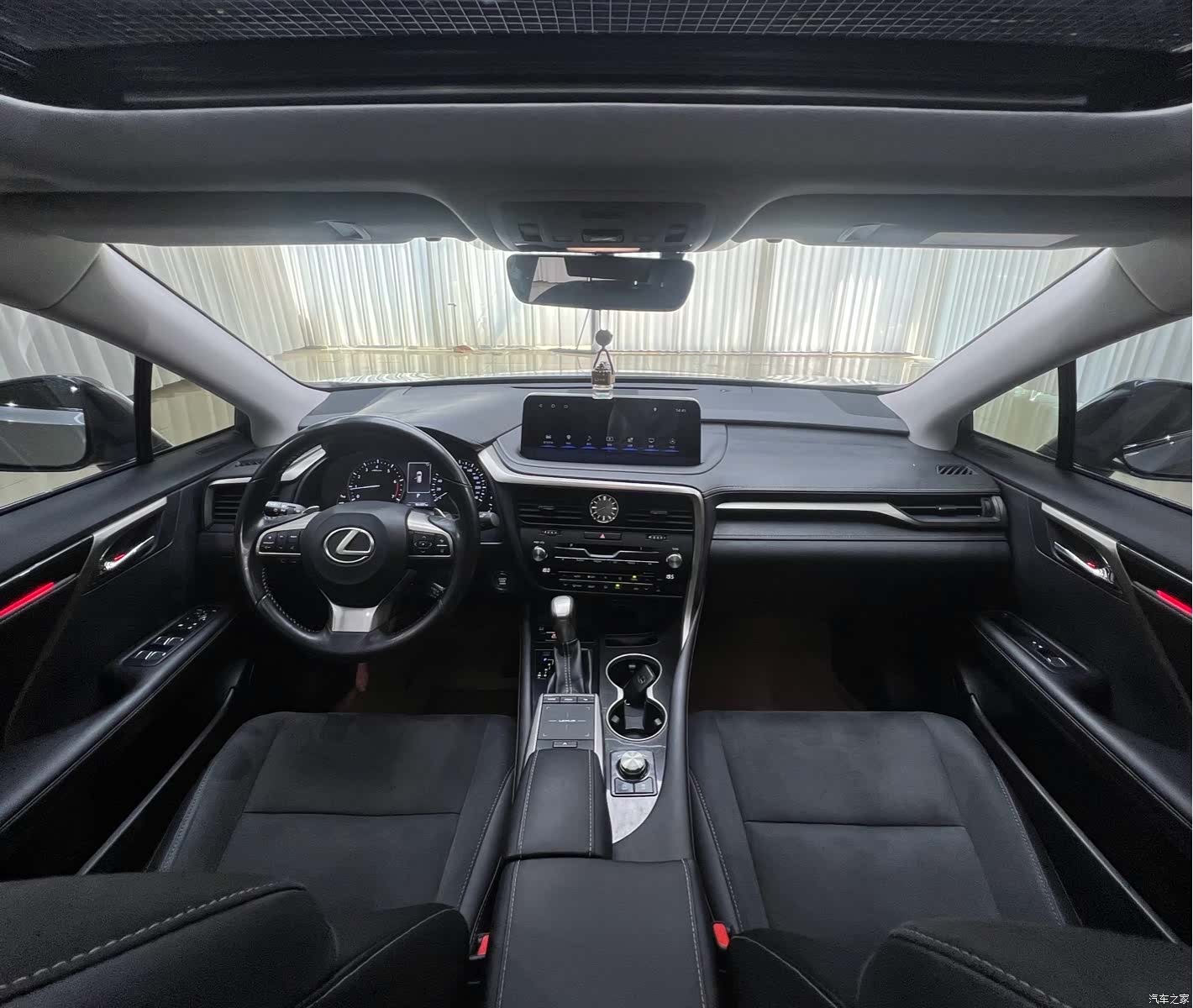 Lexus RX, 2019 12