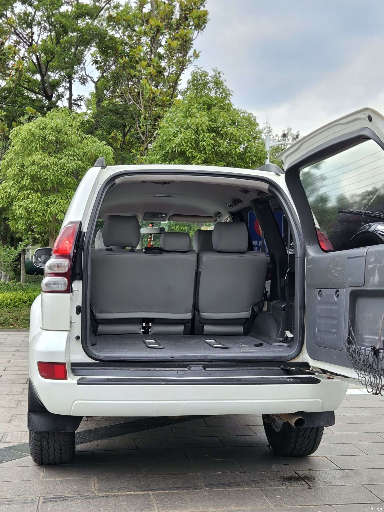 Toyota Prado, 2006 4